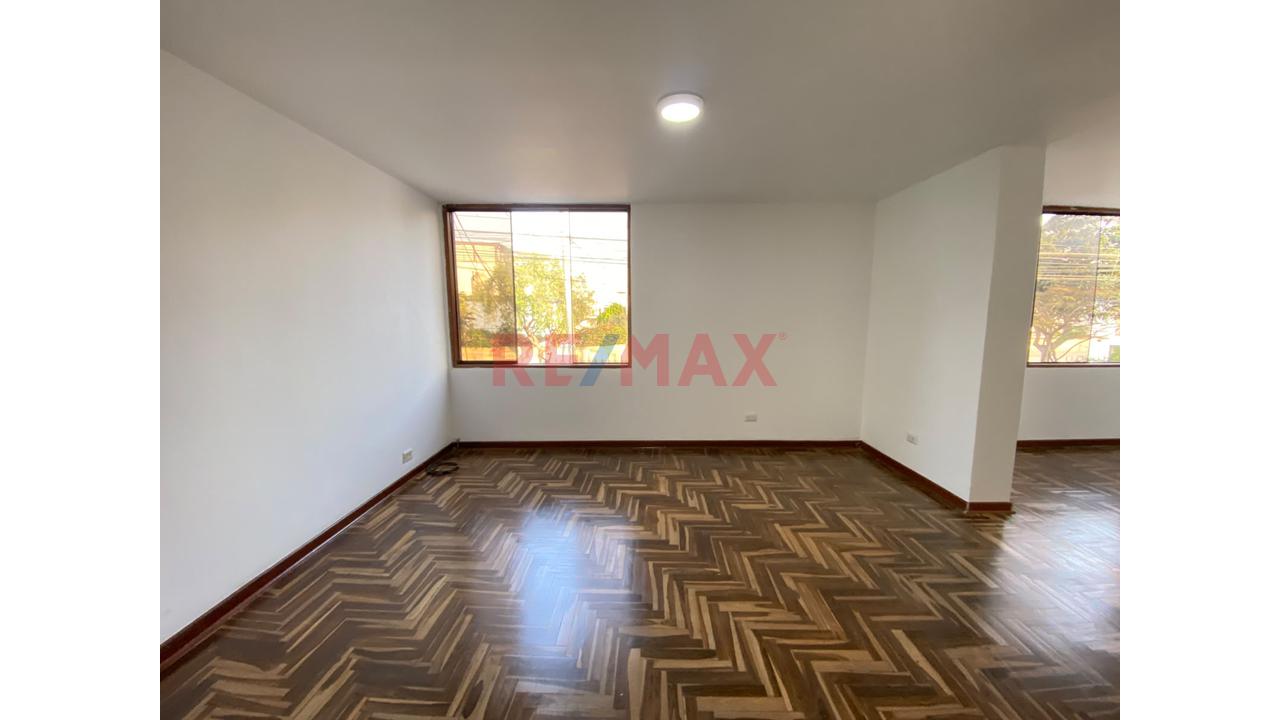 ¡Excelente Oportunidad Para Empresas! Casa En Alquiler En Miraflores - 5