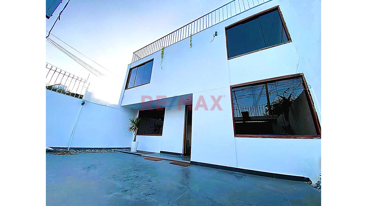 ¡Excelente Oportunidad Para Empresas! Casa En Alquiler En Miraflores - 1