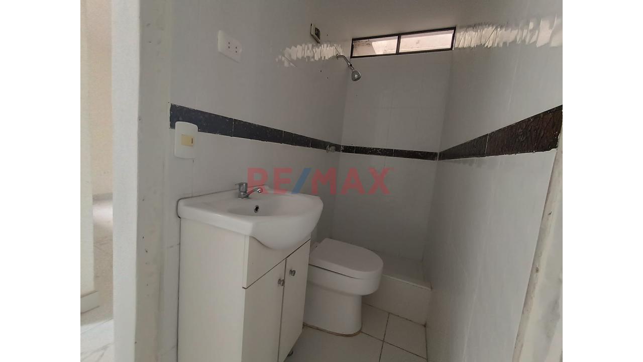 Alquiler De Departamento En Comas En Piso 2 Al Costado Del Mall De Comas — foto 13