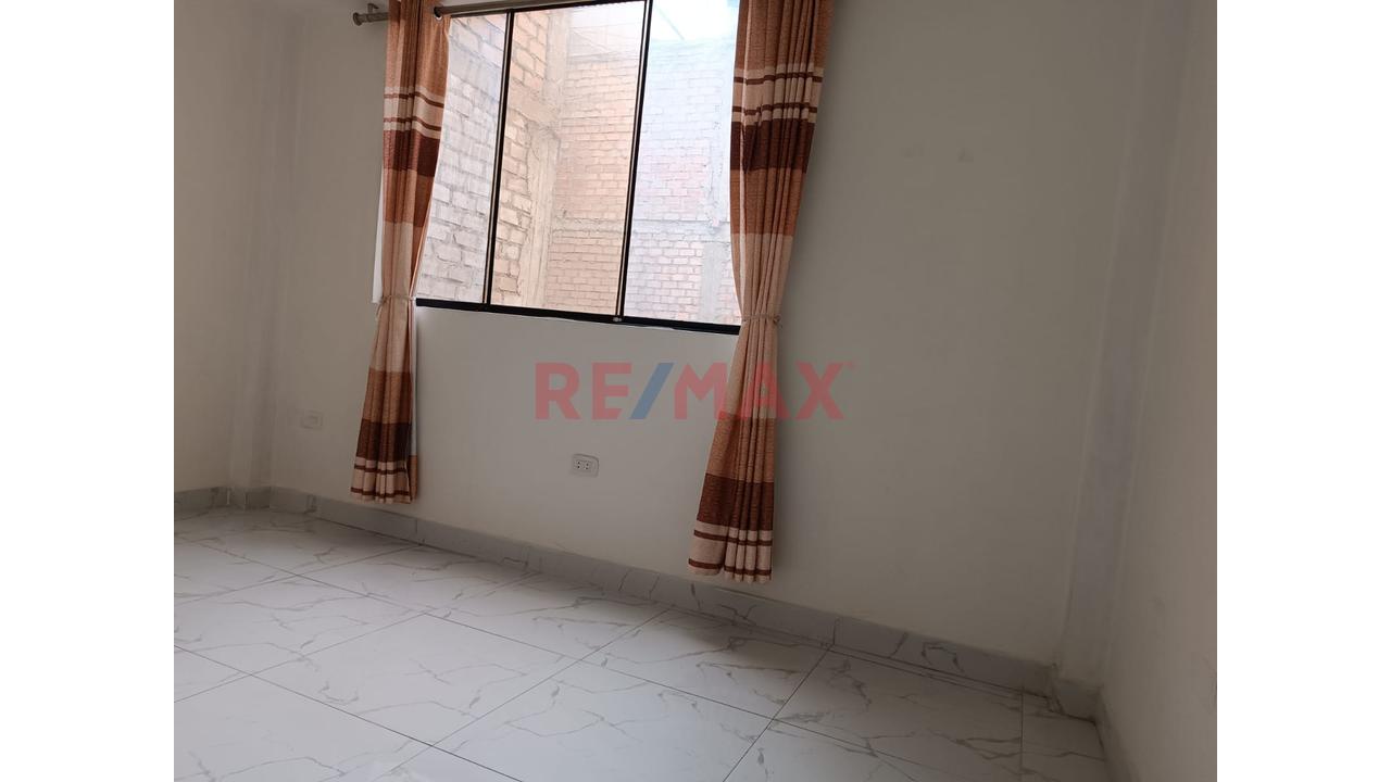 Alquiler De Departamento En Comas En Piso 2 Al Costado Del Mall De Comas — foto 10