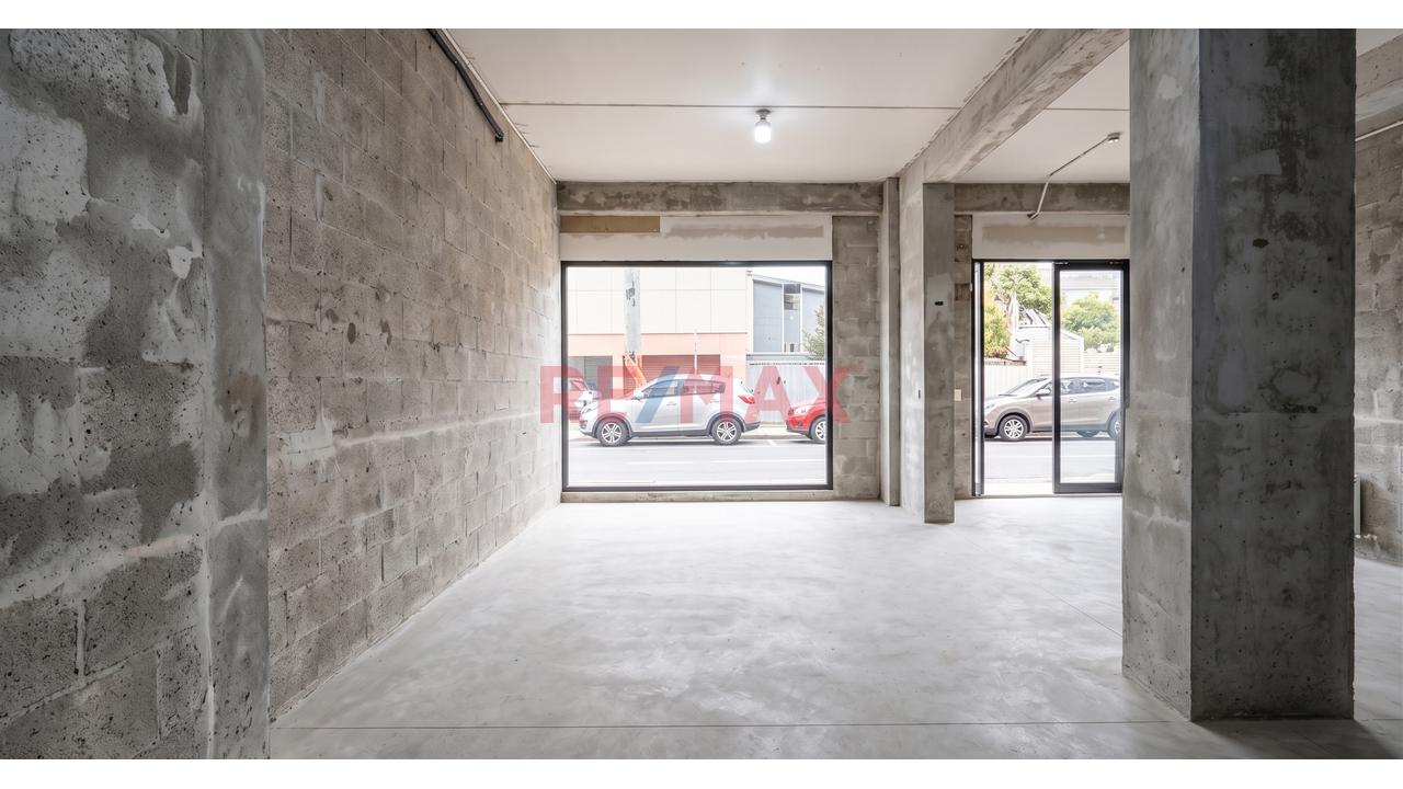 Alquiler De Local Comercial De Estreno 88Mts2 A Una Cdra. De La Av. La Mar, Miraflores - 3