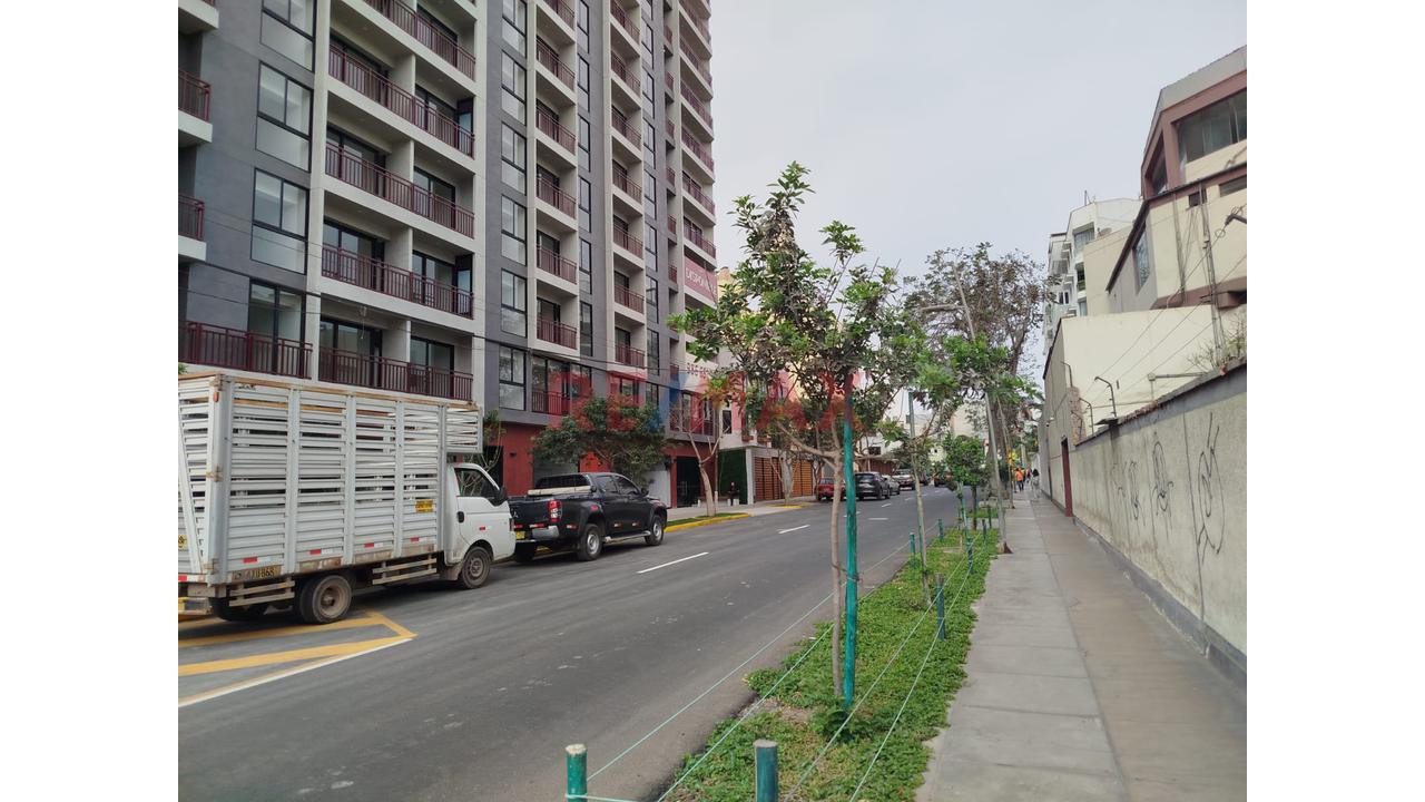 Alquiler De Local Comercial De Estreno 88Mts2 A Una Cdra. De La Av. La Mar, Miraflores - 10