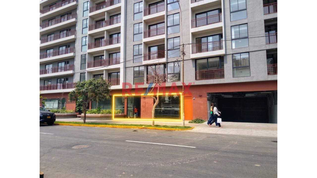 Alquiler De Local Comercial De Estreno 88Mts2 A Una Cdra. De La Av. La Mar, Miraflores - 1
