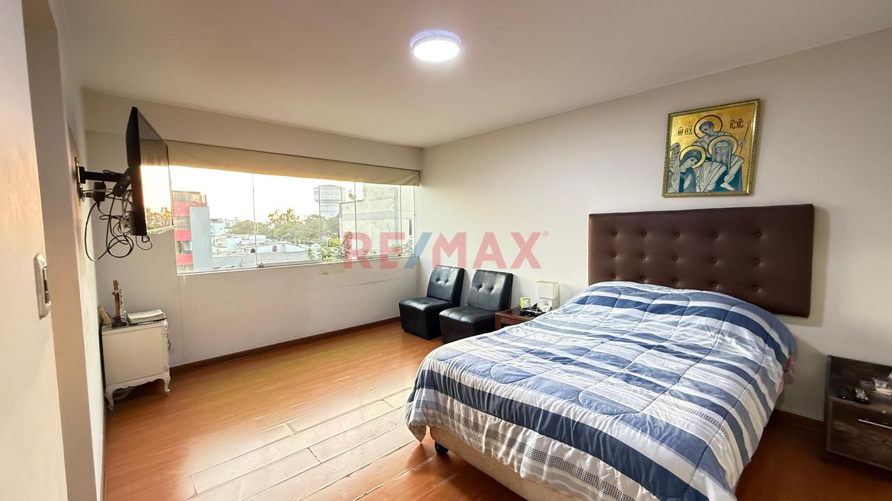 Venta Triplex -05 Habitaciones-San Borja - 18