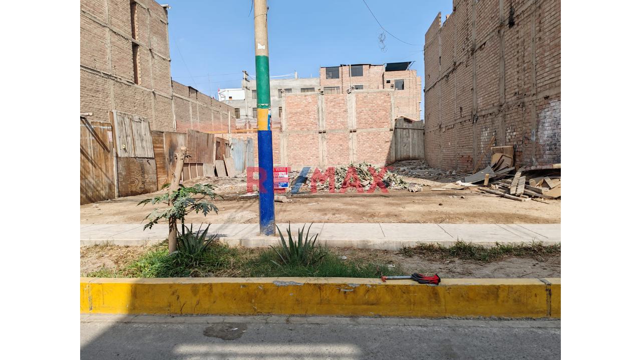 Se Vende Terreno En San Martin De Porres