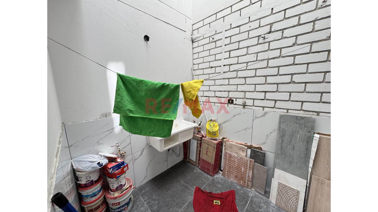 Se Alquila Primer Piso A Unos Pasos De Antúnez De Mayolo Los Olivos — foto 13
