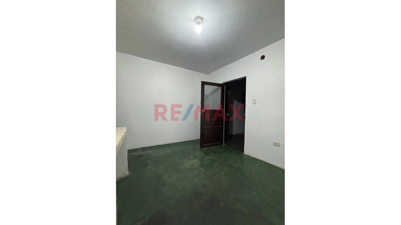 🏠 ¡Ocasión! Amplia Casa De 3 Pisos En Venta 🏠 - 2