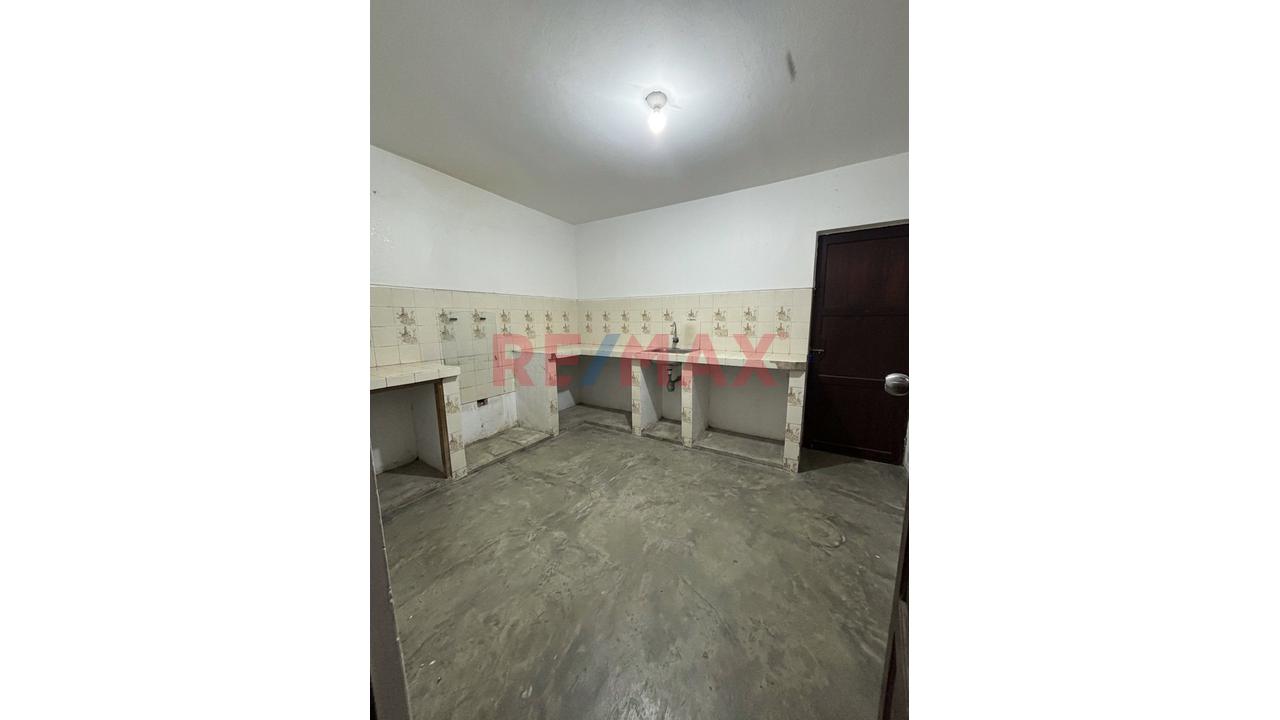 🏠 ¡Ocasión! Amplia Casa De 3 Pisos En Venta 🏠 - 16