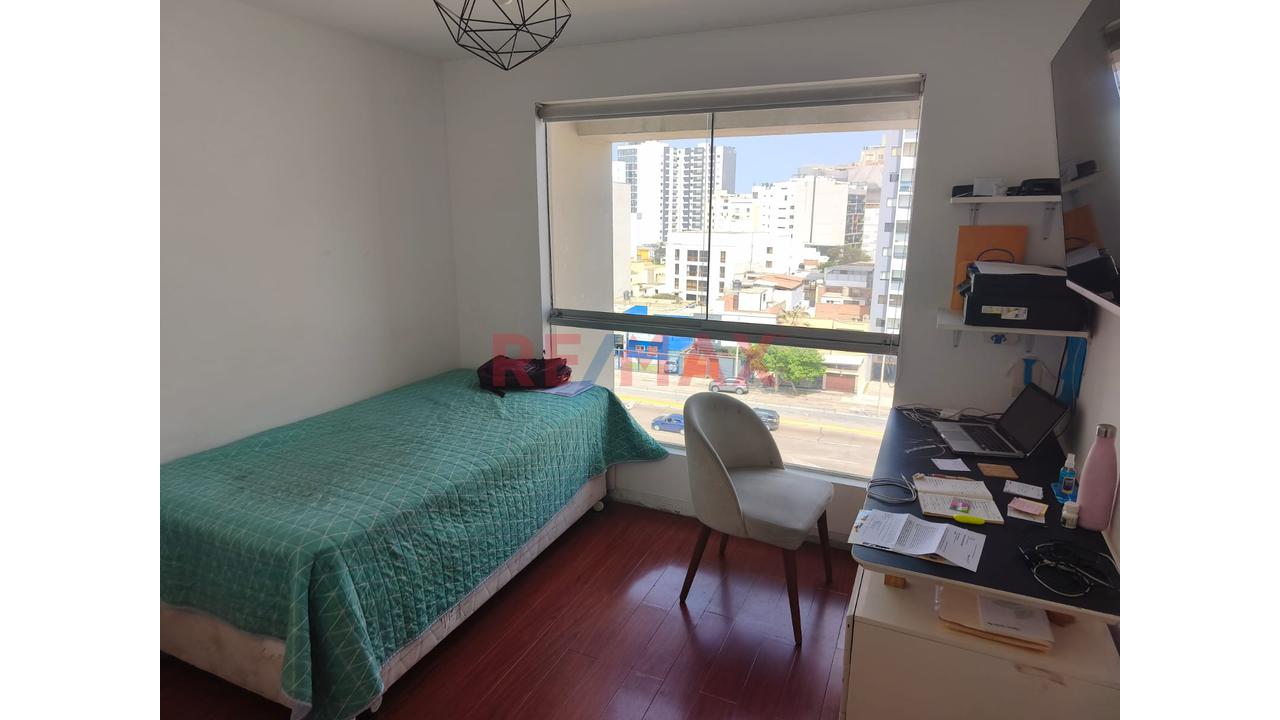 Vive En La Zona Mas Conectada De Miraflores!!!!!, Frente A La Via Expresa Y Pegado A Barranco, A Pocas Cuadras De La Utec Y Del Plaza Vea Del Cortijo, Con Cochera Y Deposito — foto 14