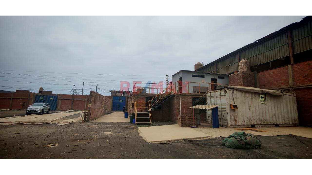 Alquiler De Local Industrial En Ventanilla - 14