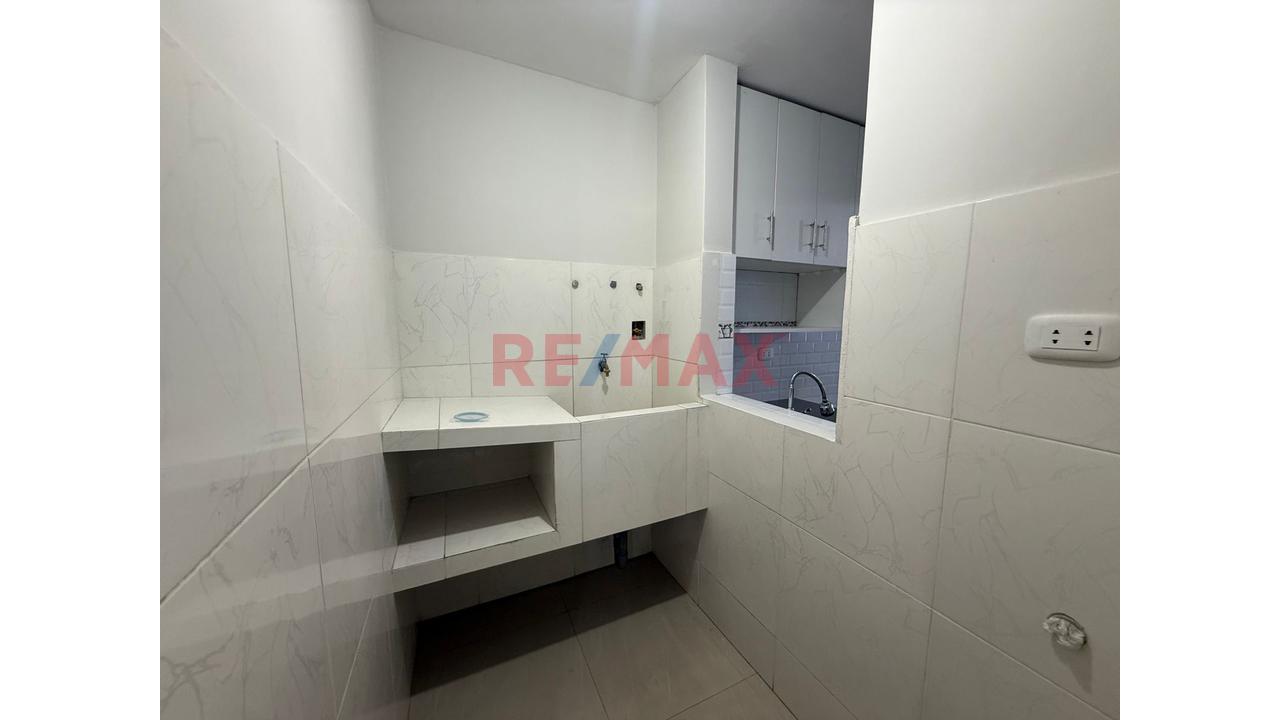 Casa En Venta En Comas +2 Departamentos + Azote - 8