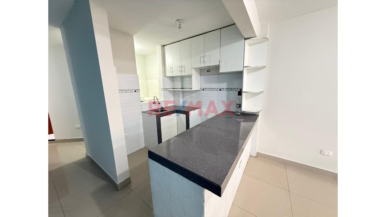 Casa En Venta En Comas +2 Departamentos + Azote - 15