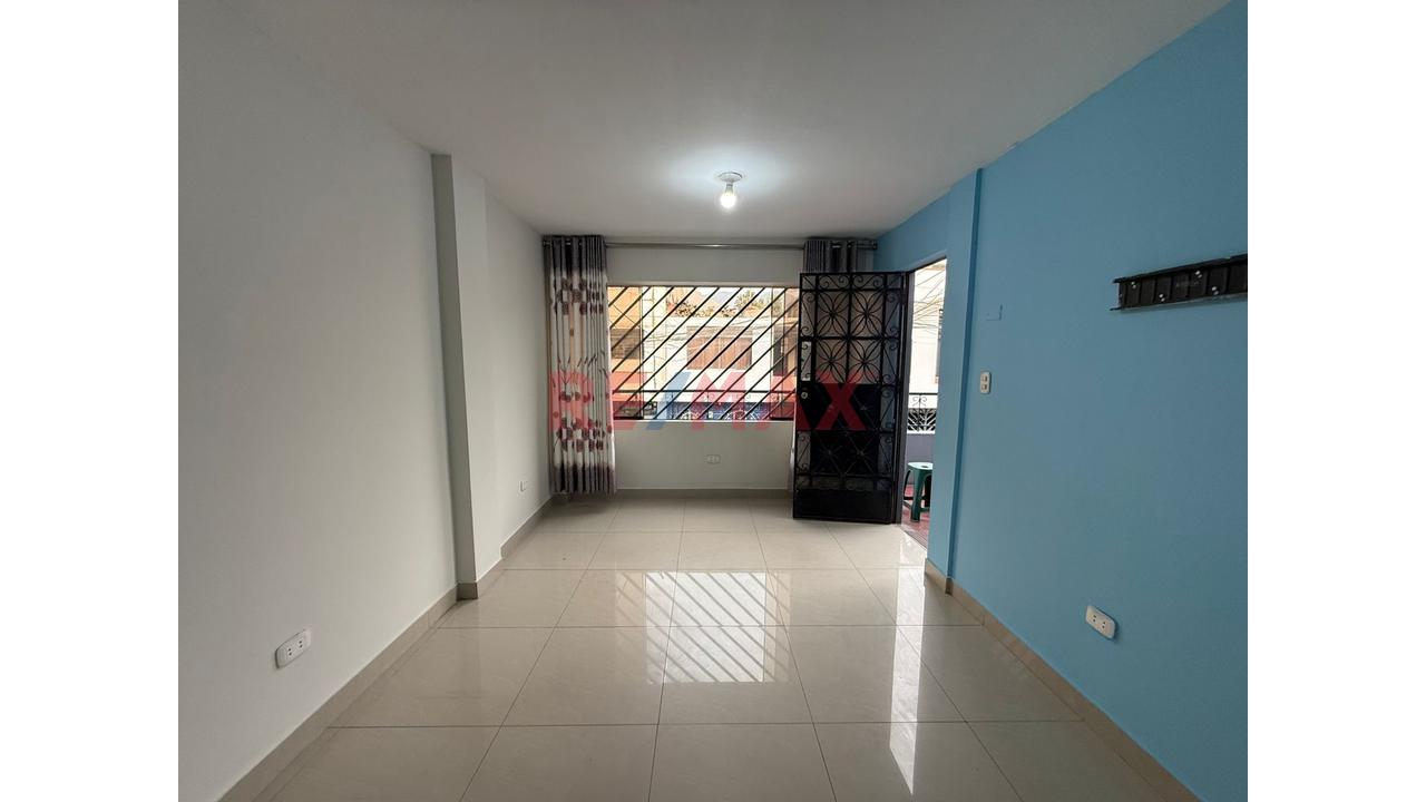 Casa En Venta En Comas +2 Departamentos + Azote - 16