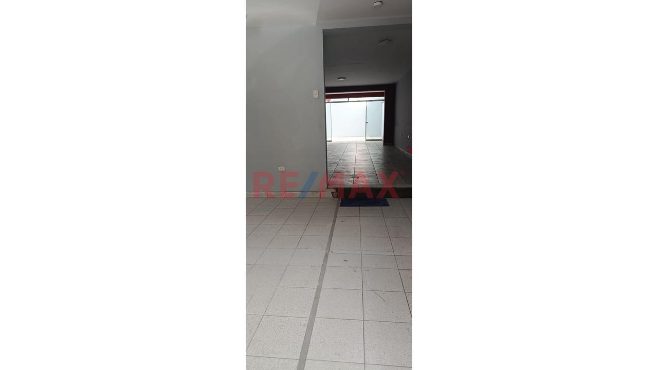 Alquiler Local Comercial 1Er Y 2Do Piso Urb Palao - Smp — foto 5