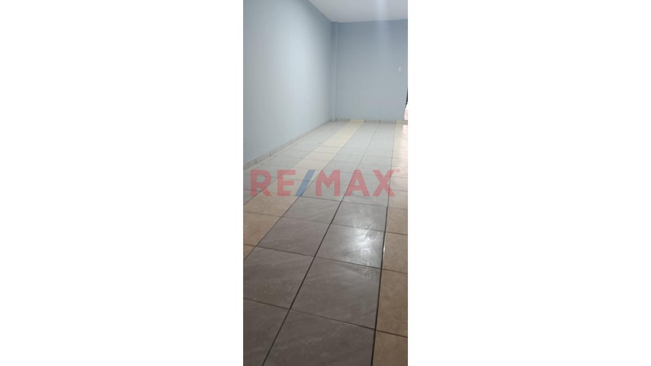 Alquiler Local Comercial 1Er Y 2Do Piso Urb Palao - Smp — foto 3