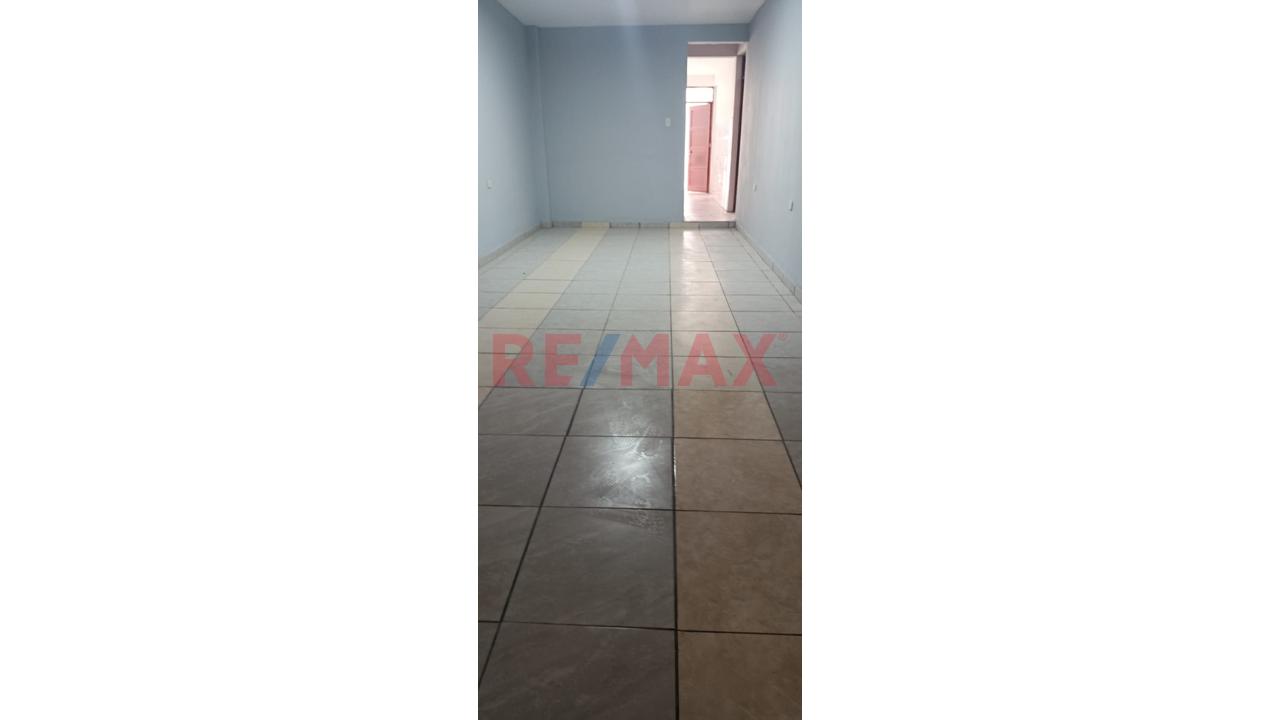 Alquiler Local Comercial 1Er Y 2Do Piso Urb Palao - Smp — foto 2