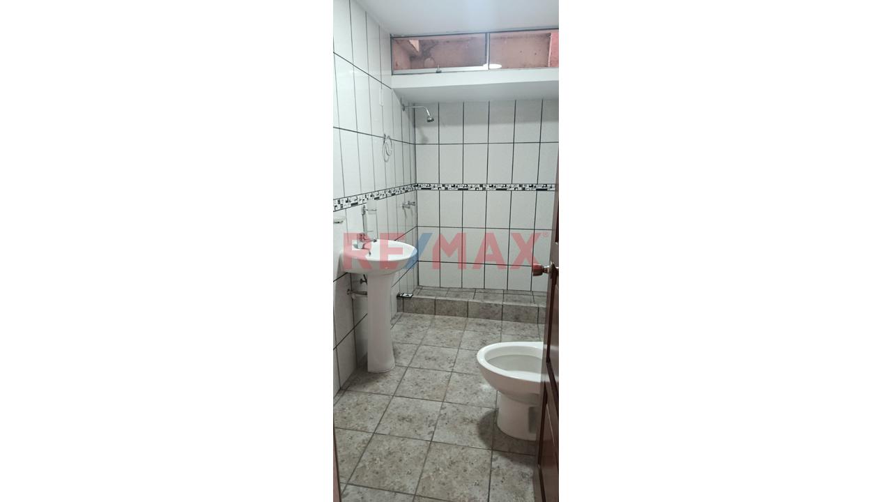 Alquiler Local Comercial 1Er Y 2Do Piso Urb Palao - Smp — foto 9