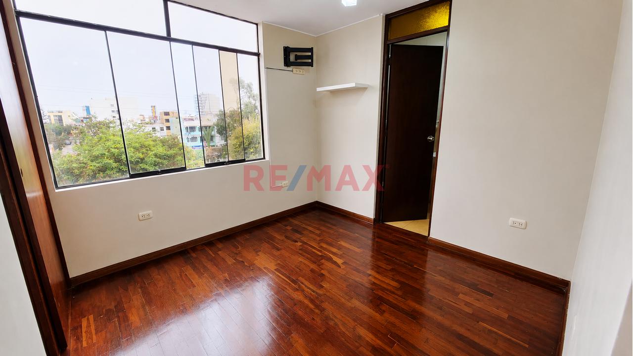 Departamento En Venta En San Miguel – 4.º Piso, Incluye Cochera. Frente A Ciclovía Y Áreas Verdes — foto 2