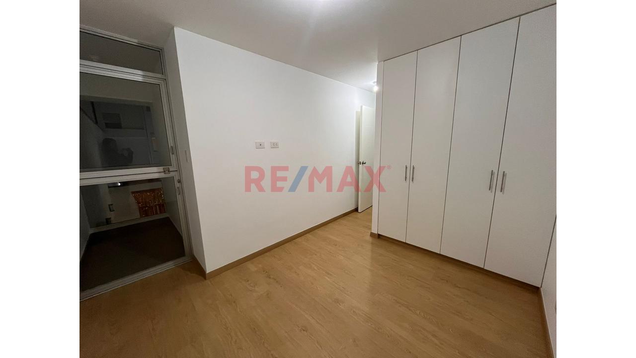 Departamento En Alquiler En San Miguel – Urb. Maranga — foto 3