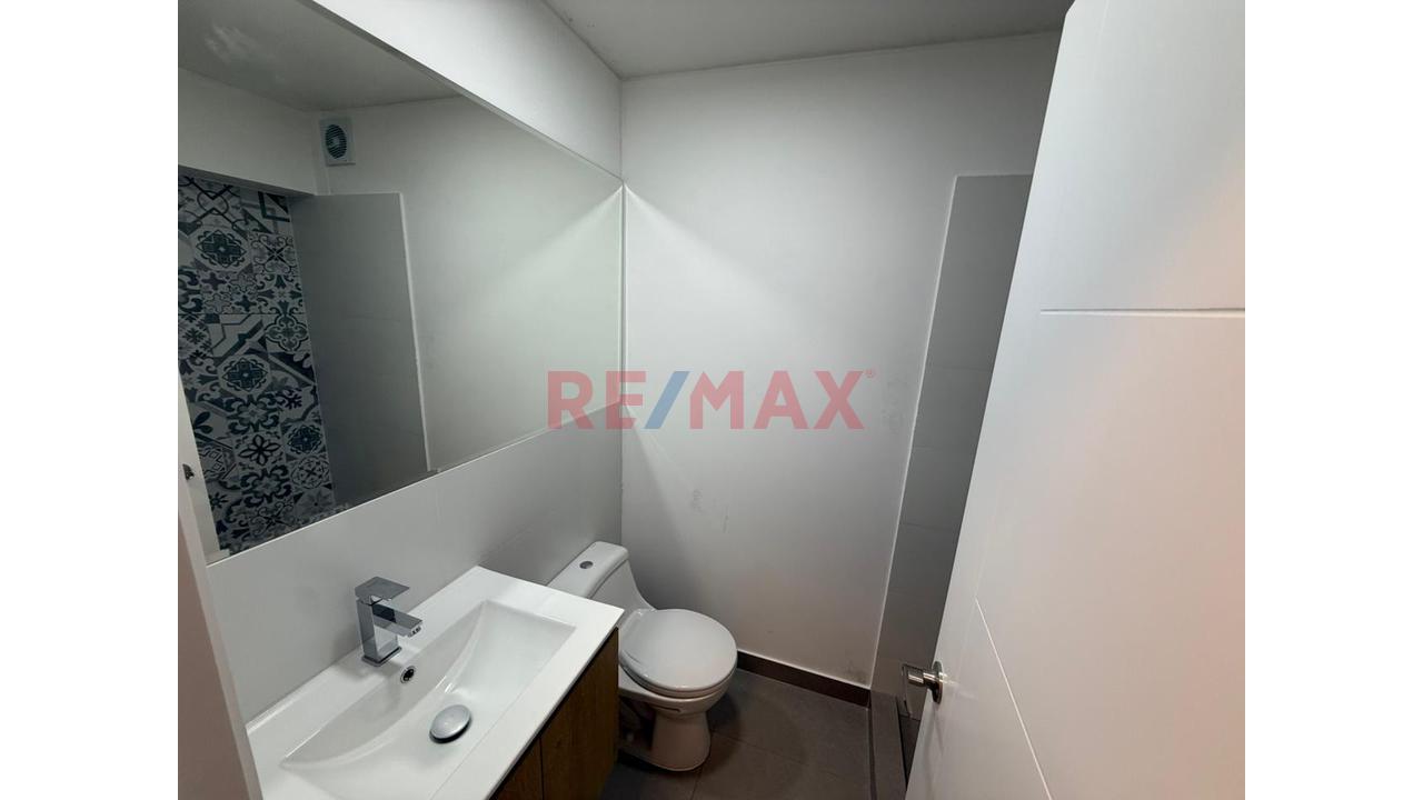 Departamento De Estreno 3 Habitaciones + Cochera | Cerca Al Malecon Grau — foto 5
