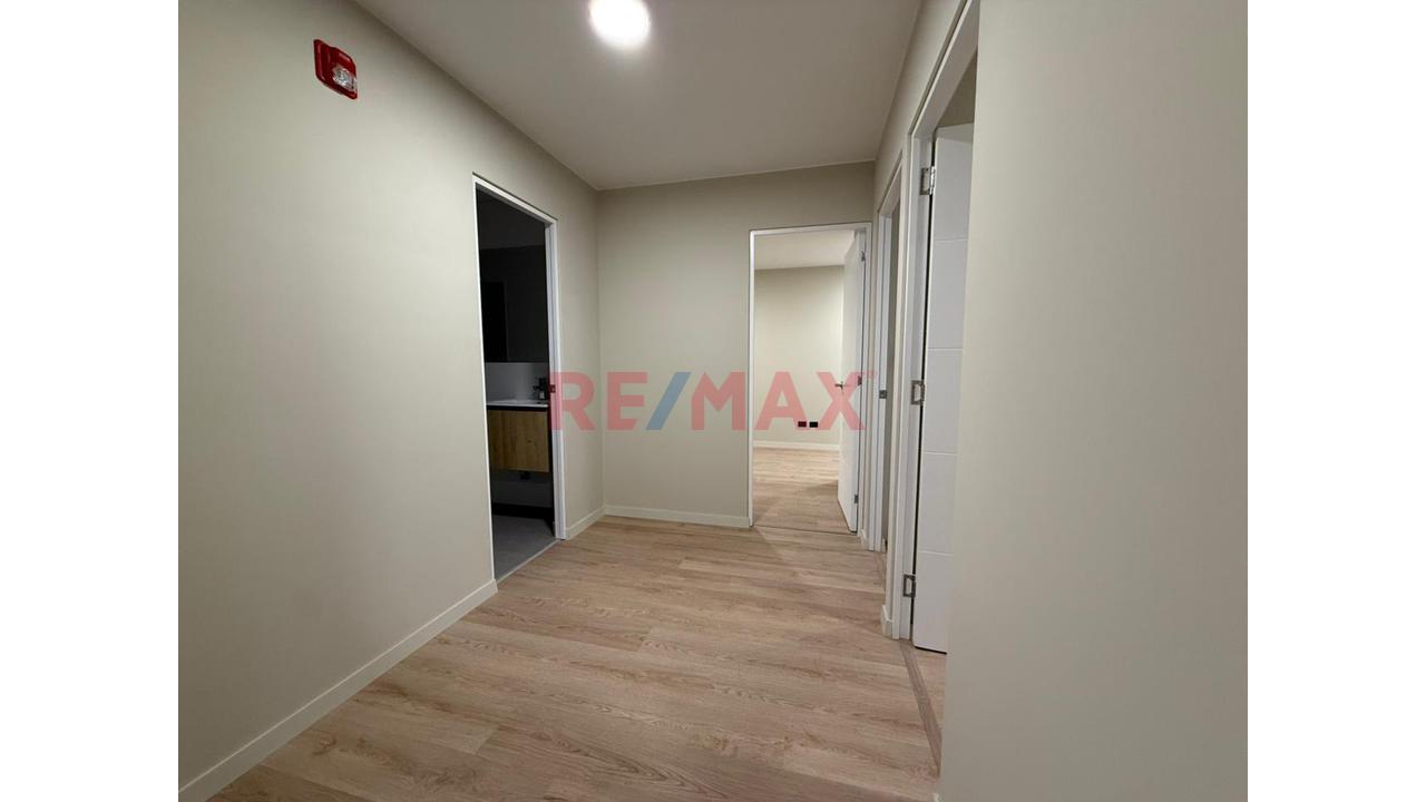 Departamento De Estreno 3 Habitaciones + Cochera | Cerca Al Malecon Grau — foto 11