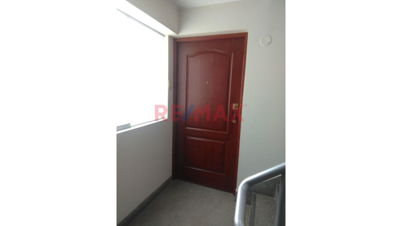Venta De Exclusiva Oficina En L Amolina - 9