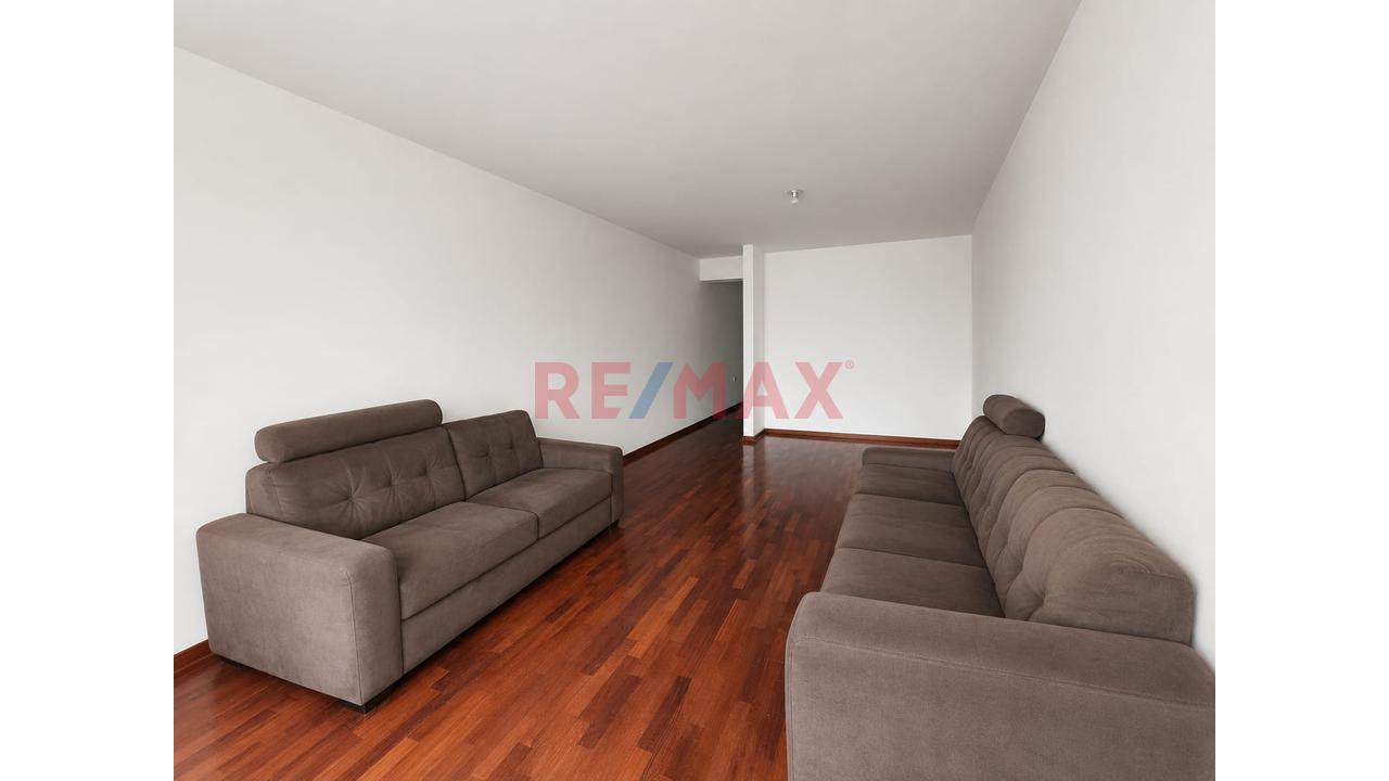 Departamento En Venta | 103 M2 | Amplios Espacios Y Excelente Ubicación En Pueblo Libre