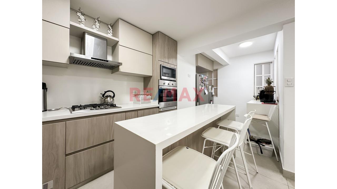 Dúplex En Venta En Surco | 4 Dormitorios | Área Social Con Parrilla — foto 6