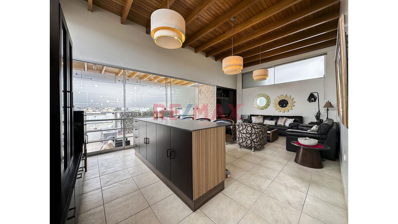 Dúplex En Venta En Surco | 4 Dormitorios | Área Social Con Parrilla — foto 13