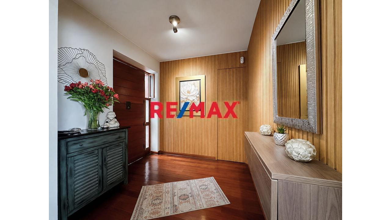 Dúplex En Venta En Surco | 4 Dormitorios | Área Social Con Parrilla