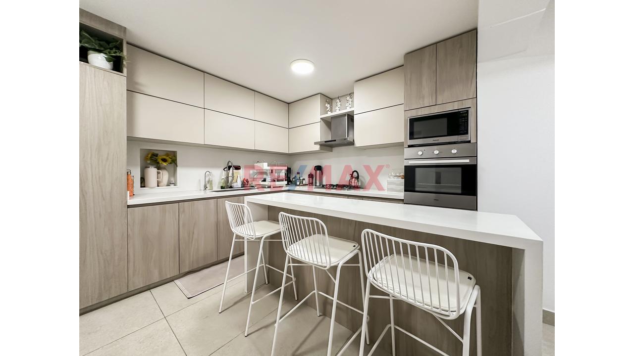 Dúplex En Venta En Surco | 4 Dormitorios | Área Social Con Parrilla — foto 5