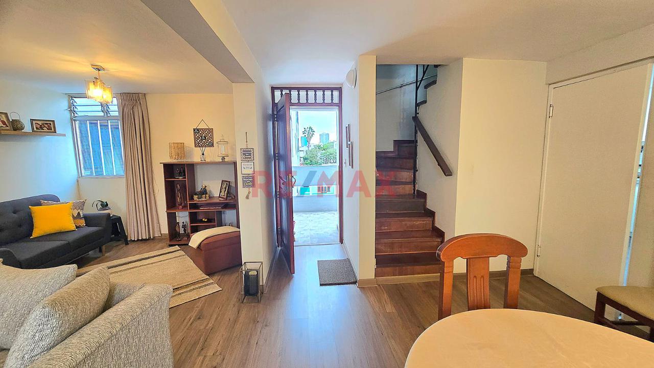 Venta Duplex 147.99M Remodelado En San Isidro, Rodeado De Parques Y Jardines! $159000 — foto 7