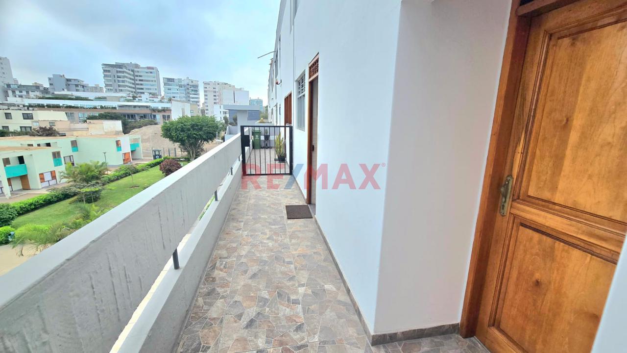 Venta Duplex 147.99M Remodelado En San Isidro, Rodeado De Parques Y Jardines! $159000 - 16