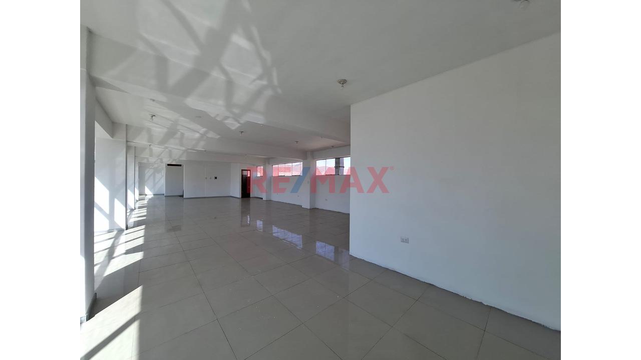 🏢 Local Comercial En Alquiler — 5º Piso | 6° Piso | Zotano - 5