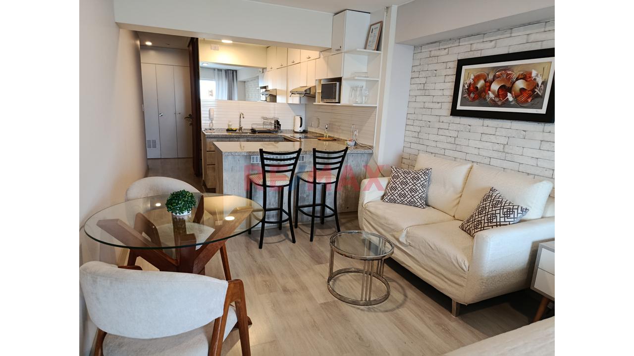 Venta De Hermoso Loft Amoblado En Av Javier Prado Sta Catalina — foto 2