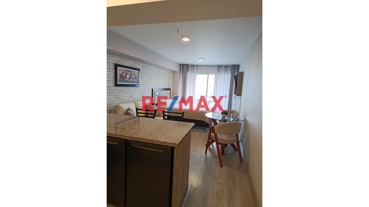Venta De Hermoso Loft Amoblado En Av Javier Prado Sta Catalina
