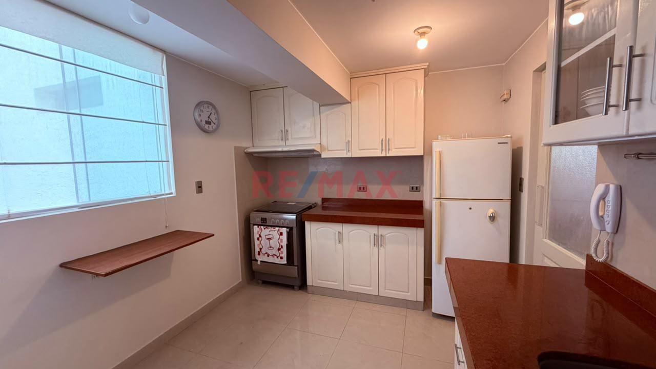 Flat Amoblado En Alquiler En Miraflores — foto 11