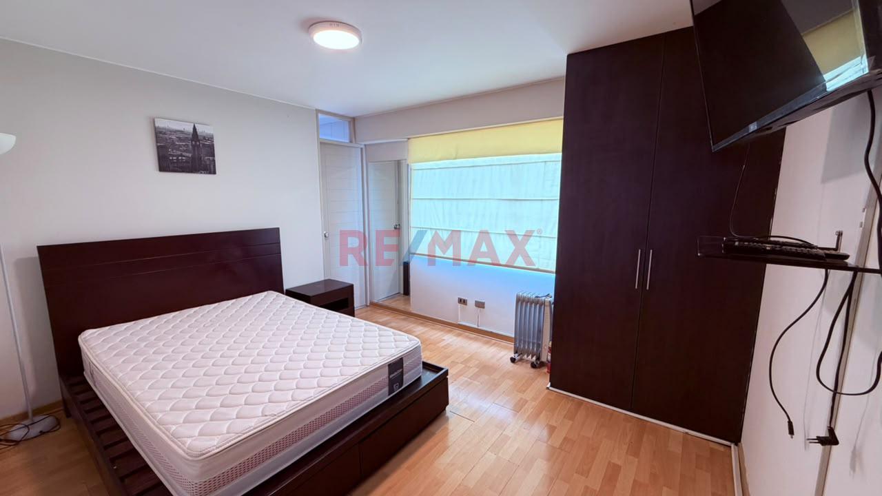 Flat Amoblado En Alquiler En Miraflores — foto 3