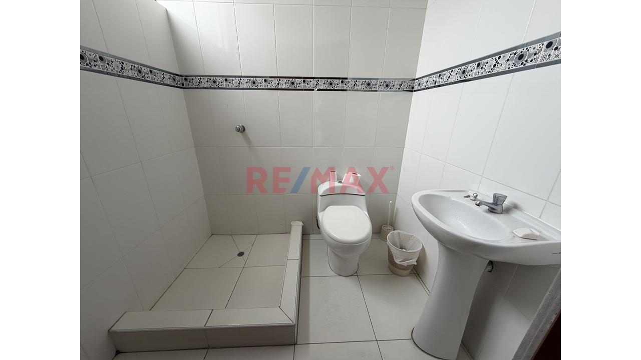 Se Vende Duplex Urb. Los Parrales De Surco - 8