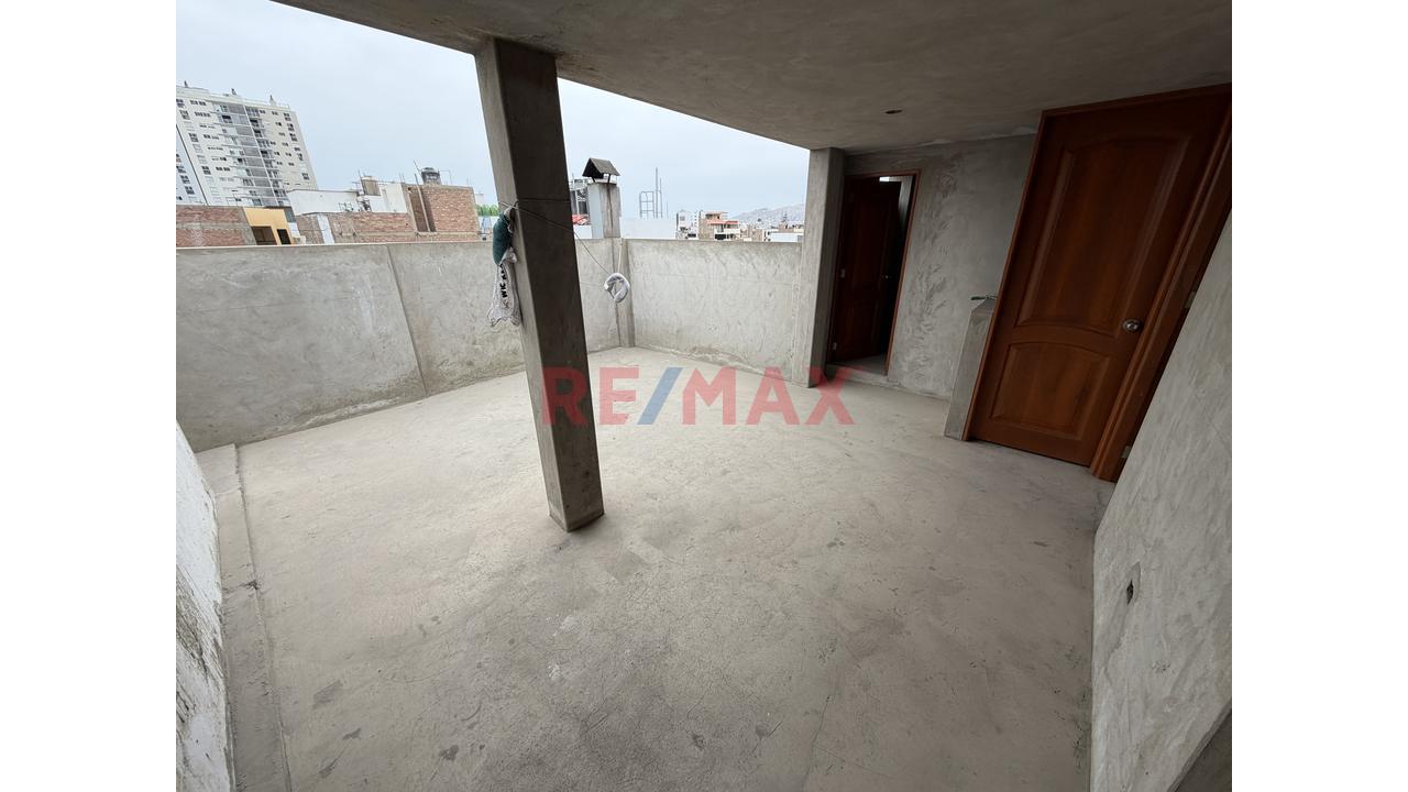 Se Vende Duplex Urb. Los Parrales De Surco - 14