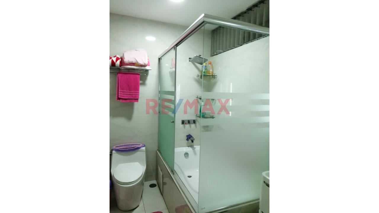 Casa En Venta 8  Dormitorios Miraflores - 14
