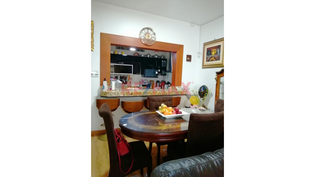Casa En Venta 8  Dormitorios Miraflores - 4