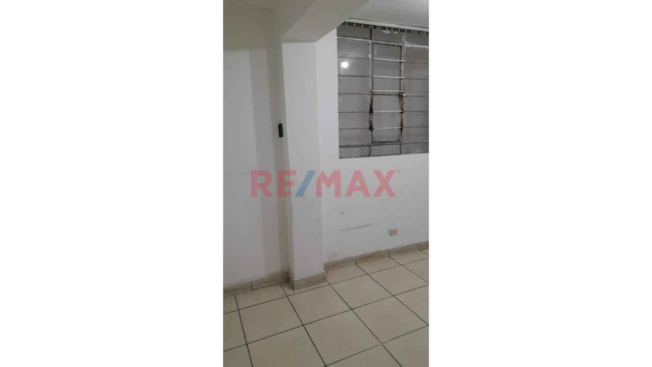 Local Comercial En Alquiler – 30 M² En Excelente Ubicación | Km 11 Av. Túpac Amaru - 5