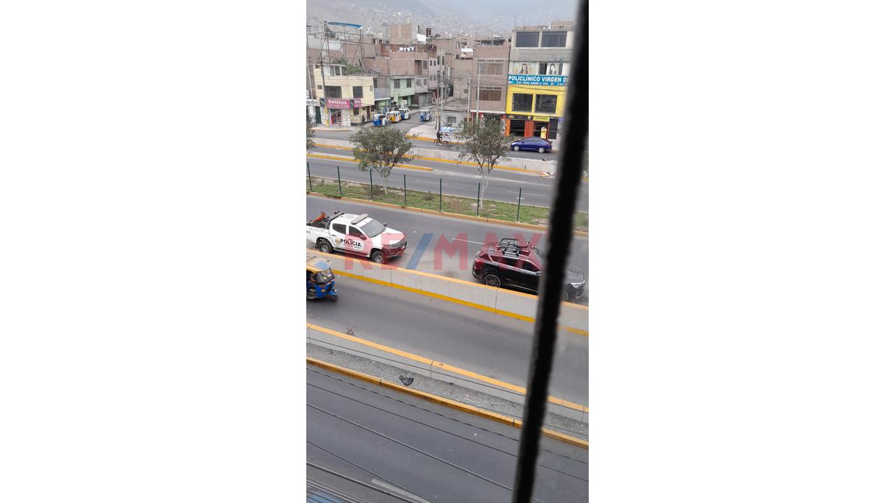 Local Comercial En Alquiler – 40 M² En Piso 4 | Km 11 Av. Túpac Amaru - 6