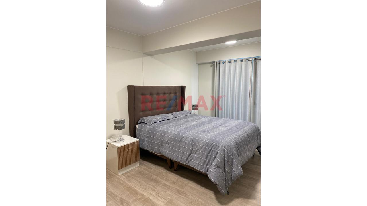 Alquiler De Departamento Totalmente Amoblado En El Boulevard Los Arces De Cayma — foto 4