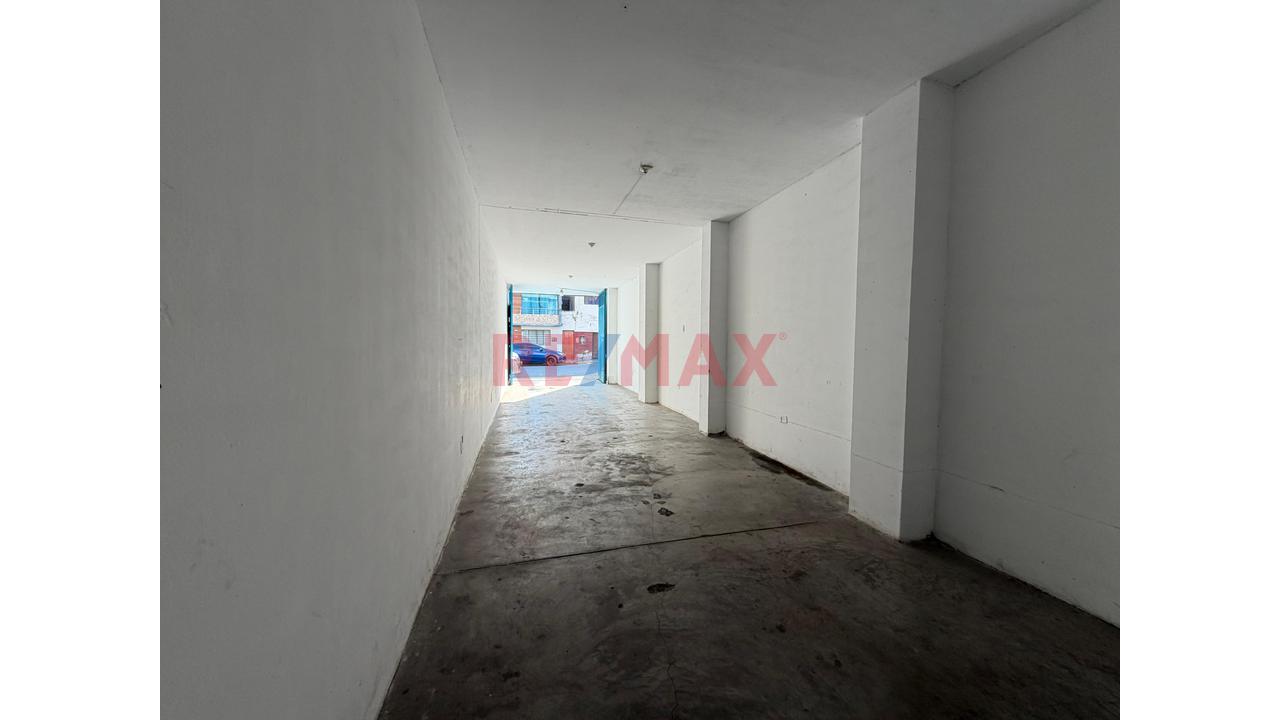 🏢🔥 ¡En Alquiler! Local Comercial De 65.40 M² En Av. Moche 📍🚀 - 2