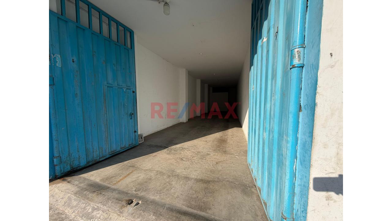 🏢🔥 ¡En Alquiler! Local Comercial De 65.40 M² En Av. Moche 📍🚀 - 4