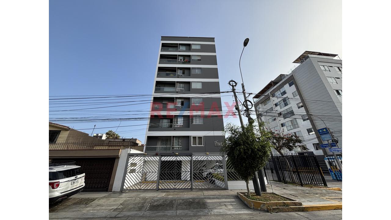 🏡 Departamento Amoblado En Venta En San Miguel – 3 Dormitorios + Balcón + Domótica