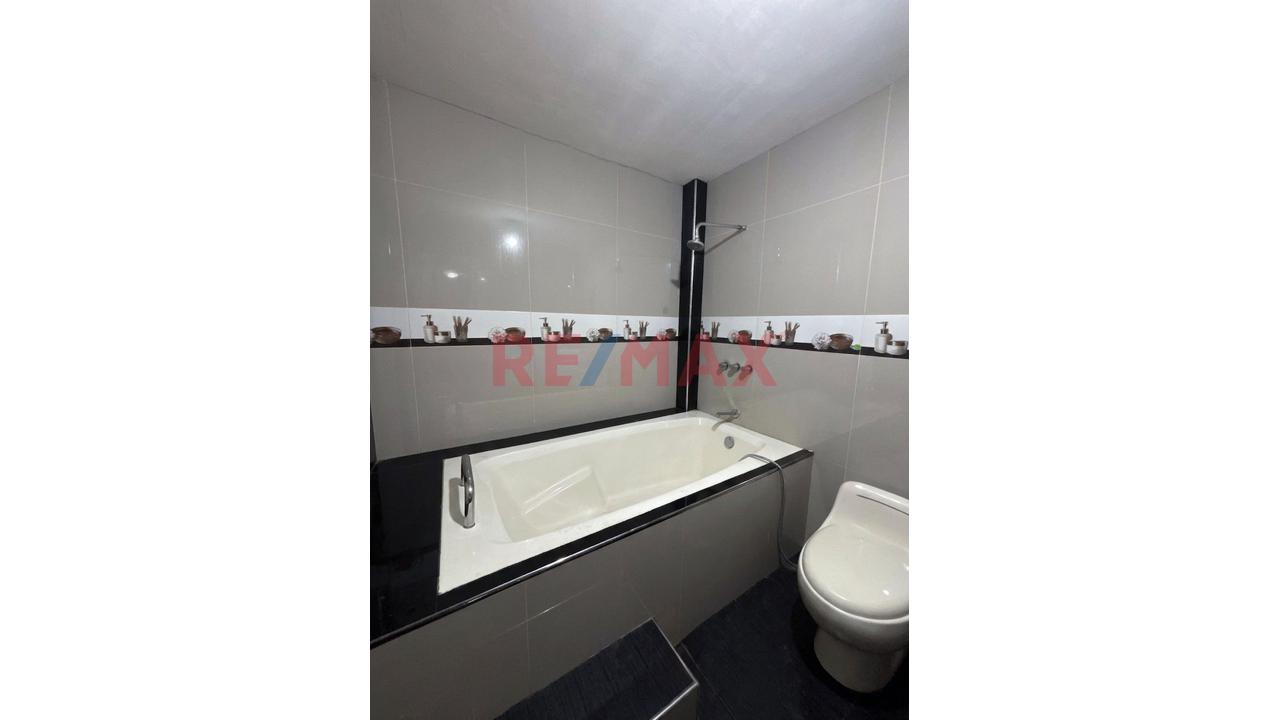 🏠 Casa En Venta – Barrio 3, Alto Trujillo - 2