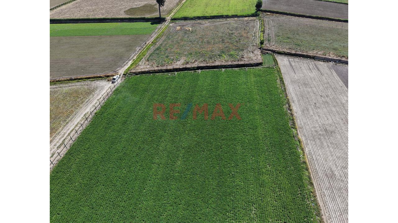 Terreno En Venta Por La Av Fernandini (Espaldas Rest. La Cau Cau) — foto 2